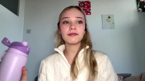 Olivia online show from 03/02/26, 07:15