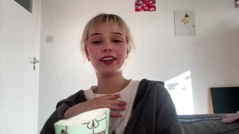 Snapshot of cassijent chatting on 03/31/26, 03:45 Olivia online show from 03/31/26, 03:45