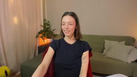 Snapshot of cassisland chatting on 03/22/26, 10:35 cassandra online show from 03/22/26, 10:35