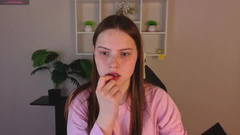 Snapshot of casta_grand chatting on 04/12/26, 09:14 Diana online show from 04/12/26, 09:14