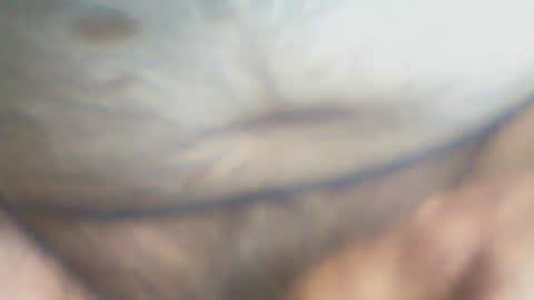 Snapshot of castells chatting on 10/05/25, 03:32 castells online show from 10/05/25, 03:32