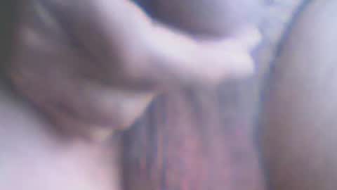 Snapshot of castells chatting on 10/08/25, 04:04 castells online show from 10/08/25, 04:04