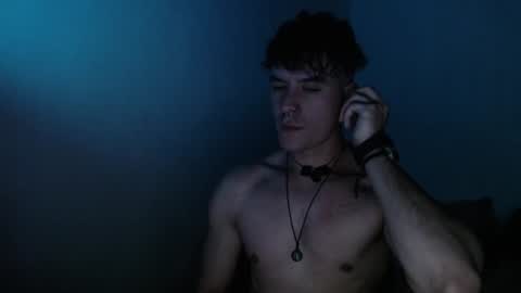 Juan online show from 12/24/24, 11:44