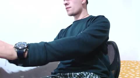 Juan online show from 02/18/25, 02:16