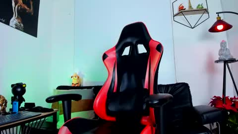 Matheo Brown online show from 01/01/25, 05:22