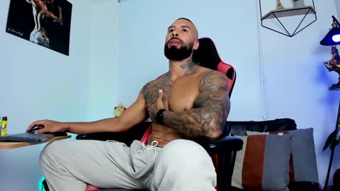 Matheo Brown online show from 03/12/25, 07:59