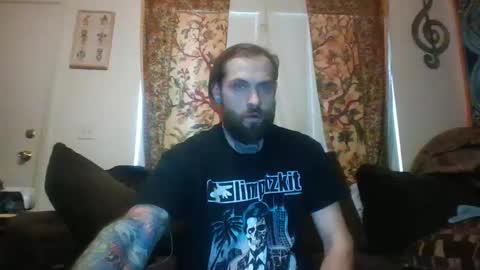 Snapshot of casualfrank chatting on 09/16/25, 04:08 CasualFun online show from 09/16/25, 04:08