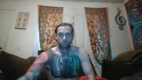 Snapshot of casualfrank chatting on 11/10/25, 02:16 CasualFun online show from 11/10/25, 02:16