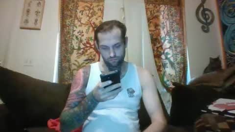 Snapshot of casualfrank chatting on 11/12/25, 03:12 CasualFun online show from 11/12/25, 03:12