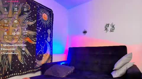 Snapshot of cat__moon__ chatting on 07/10/26, 11:51 Karol online show from 07/10/26, 11:51