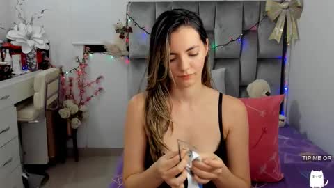 Snapshot of cat_baby chatting on 12/17/25, 05:57 MIAH Save ur cum for me I will be here soon online show from 12/17/25, 05:57