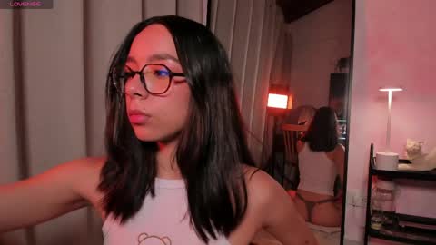 Snapshot of cat_loren chatting on 05/19/26, 02:07 Loren online show from 05/19/26, 02:07