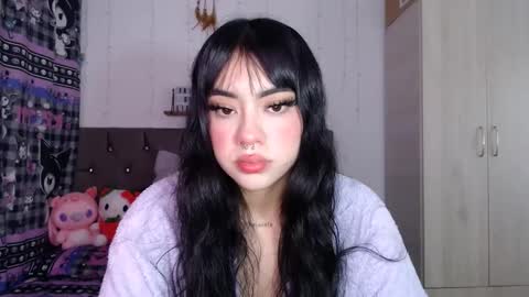 Mila online show from 09/15/25, 01:27