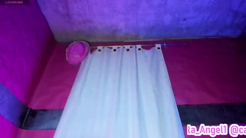 Snapshot of cata_angel1 chatting on 01/14/25, 05:19 Cata Angel online show from 01/14/25, 05:19