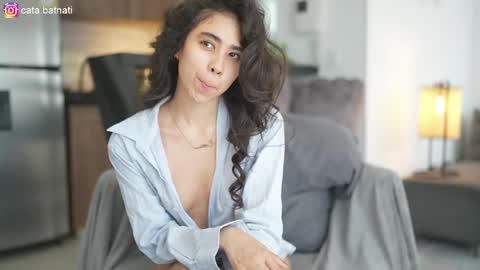 Snapshot of cata_batnati chatting on 04/22/26, 02:29 Catalina online show from 04/22/26, 02:29
