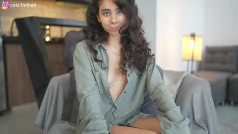 Snapshot of cata_batnati chatting on 04/30/26, 02:45 Catalina online show from 04/30/26, 02:45