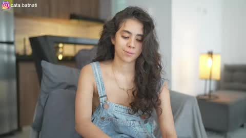 Snapshot of cata_batnati chatting on 05/01/26, 02:43 Catalina online show from 05/01/26, 02:43