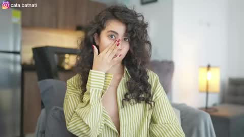 Snapshot of cata_batnati chatting on 05/20/26, 02:56 Catalina online show from 05/20/26, 02:56