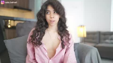 Snapshot of cata_batnati chatting on 06/18/26, 02:10 Catalina online show from 06/18/26, 02:10