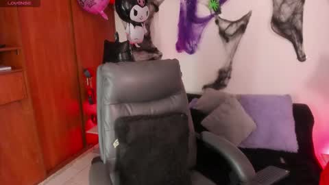 Cata green model independient online show from 10/29/25, 08:32