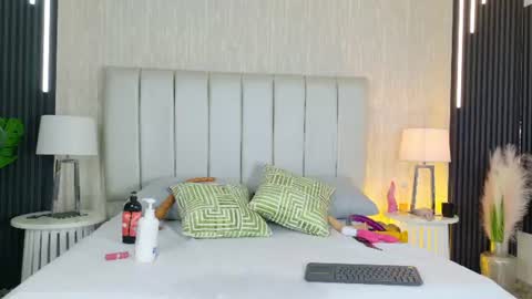 Snapshot of cata_muakgb chatting on 07/07/26, 03:27 Dani online show from 07/07/26, 03:27