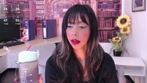 Queen Catalella online show from 09/26/25, 04:38