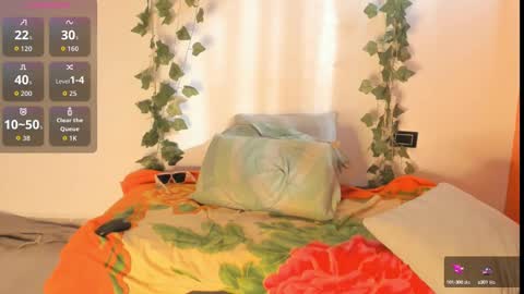 cataleya19__ online show from 09/10/25, 12:38