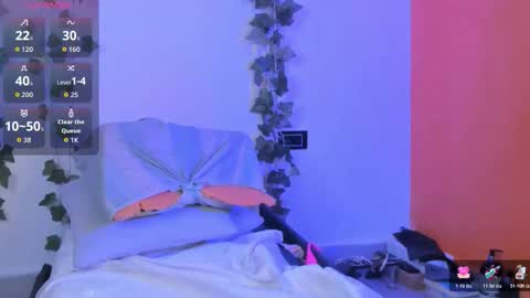 cataleya19__ online show from 02/05/26, 09:14