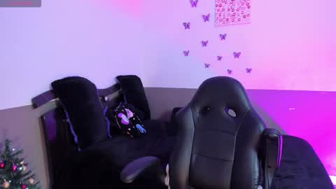 LUU online show from 12/05/25, 04:21