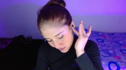 Snapshot of cataleya_cat3 chatting on 03/30/26, 04:24 Fabi online show from 03/30/26, 04:24