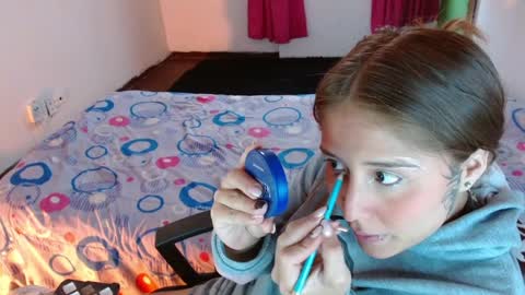 Snapshot of cataleya_cat3 chatting on 04/10/26, 09:30 Fabi online show from 04/10/26, 09:30