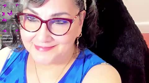 Snapshot of cataleya_mom_ chatting on 12/15/25, 02:43 cataleya online show from 12/15/25, 02:43