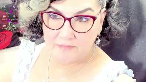 cataleya  online show from 05/04/26, 03:24