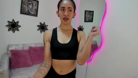 cataleya_sub_ online show from 10/17/25, 12:19