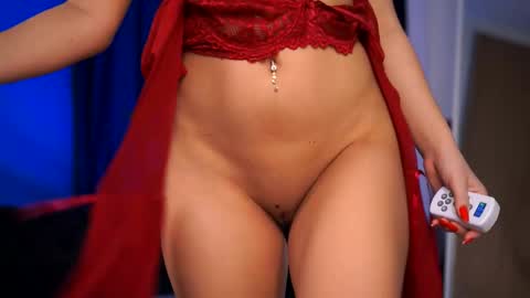 Snapshot of cataleyasyrene chatting on 12/05/25, 08:05 Cataleya online show from 12/05/25, 08:05