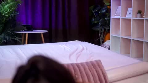 Snapshot of cataleyasyrene chatting on 04/15/26, 06:37 Cataleya online show from 04/15/26, 06:37