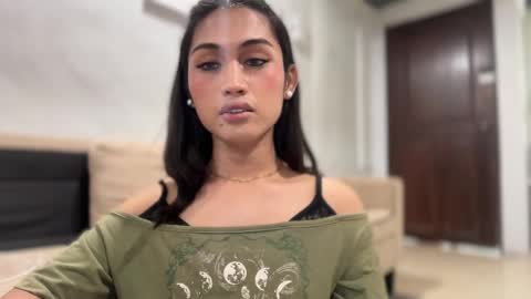 catalina2605 online show from 11/27/25, 08:05