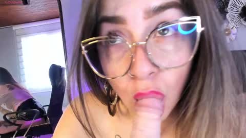 Snapshot of catalina_erotic chatting on 02/26/25, 03:30 Catalina online show from 02/26/25, 03:30
