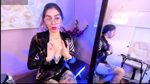 Snapshot of catalina_erotic chatting on 02/27/25, 03:26 Catalina online show from 02/27/25, 03:26