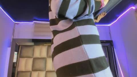 Snapshot of catalina_jade chatting on 04/02/26, 04:54 Cata online show from 04/02/26, 04:54