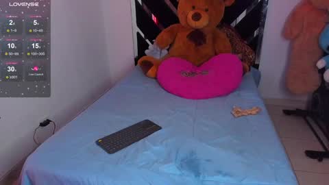 Catalina  online show from 01/31/25, 02:26