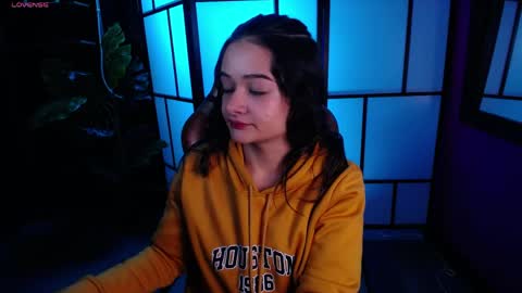 Snapshot of catalina_soul chatting on 04/02/26, 12:47 Catalina soul online show from 04/02/26, 12:47