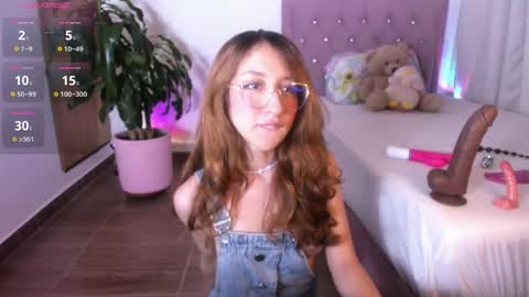 Snapshot of catalinabotero chatting on 05/22/26, 10:59 Catalina Botero online show from 05/22/26, 10:59