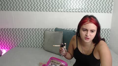 Snapshot of catalinahenao chatting on 11/06/25, 03:07 cata online show from 11/06/25, 03:07