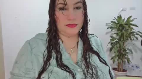 Snapshot of catalinamarpi45 chatting on 03/16/26, 04:18 cataleya online show from 03/16/26, 04:18