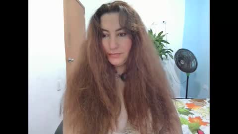 Snapshot of catalinamarpi45 chatting on 03/20/26, 05:56 cataleya online show from 03/20/26, 05:56