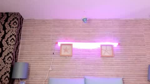 CatalinnaThompson online show from 01/17/25, 11:59