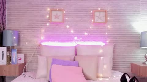 CatalinnaThompson online show from 02/13/25, 03:03
