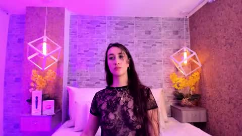 CatalinnaThompson online show from 10/24/25, 03:52