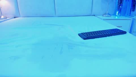 Snapshot of catalleya_hott chatting on 01/08/25, 03:08 Call me Cata online show from 01/08/25, 03:08